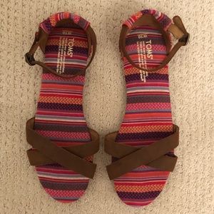 Toms sandals